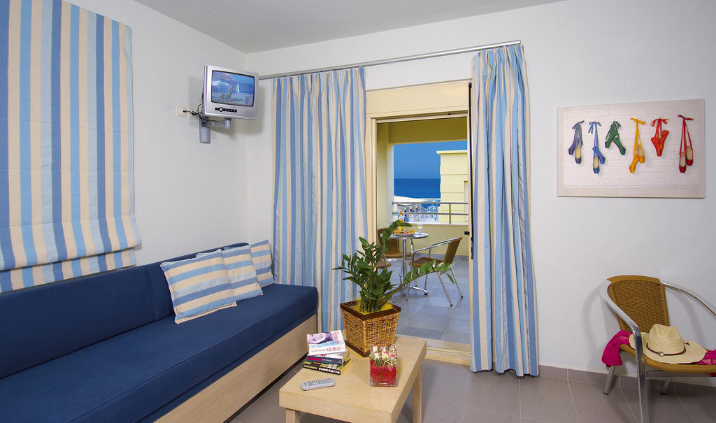 Lissos Beach Platanés 部屋 写真